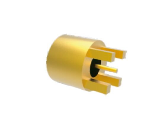 50Ω 40GHz Hermétiquement scellé Kovar Alloy Shell 4 jambe à travers les connecteurs de trou pour les connecteurs RF aérospatiaux de soudure de PCB
