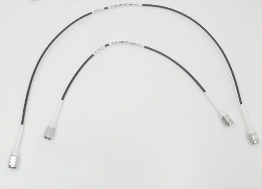 Cable d'accouplement de haute fréquence SMA/2,92 mm à mini SMA/MSSM assemblage de câbles de connecteur mâle jusqu'à 40 GHz CXN3506
